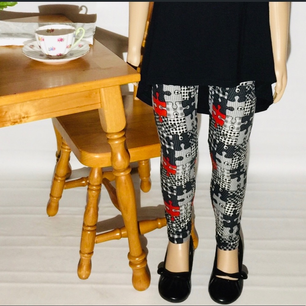 Small NEW Girls Puzzle Leggings Kids Soft Yoga Pants - Picture 4 of 5